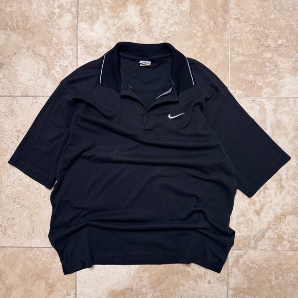 Vintage 1990s Made in USA Nike Polo black shirt size L. 

Fits L-XL - Picture 1 of 6